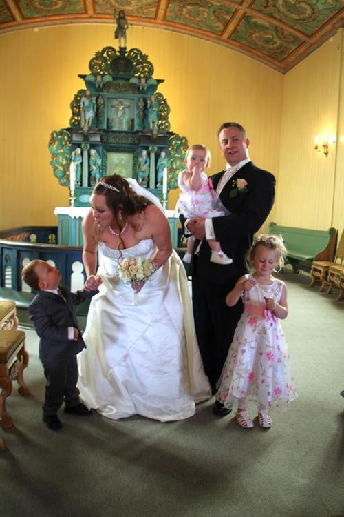 7744_10151677511386171_662897826_n